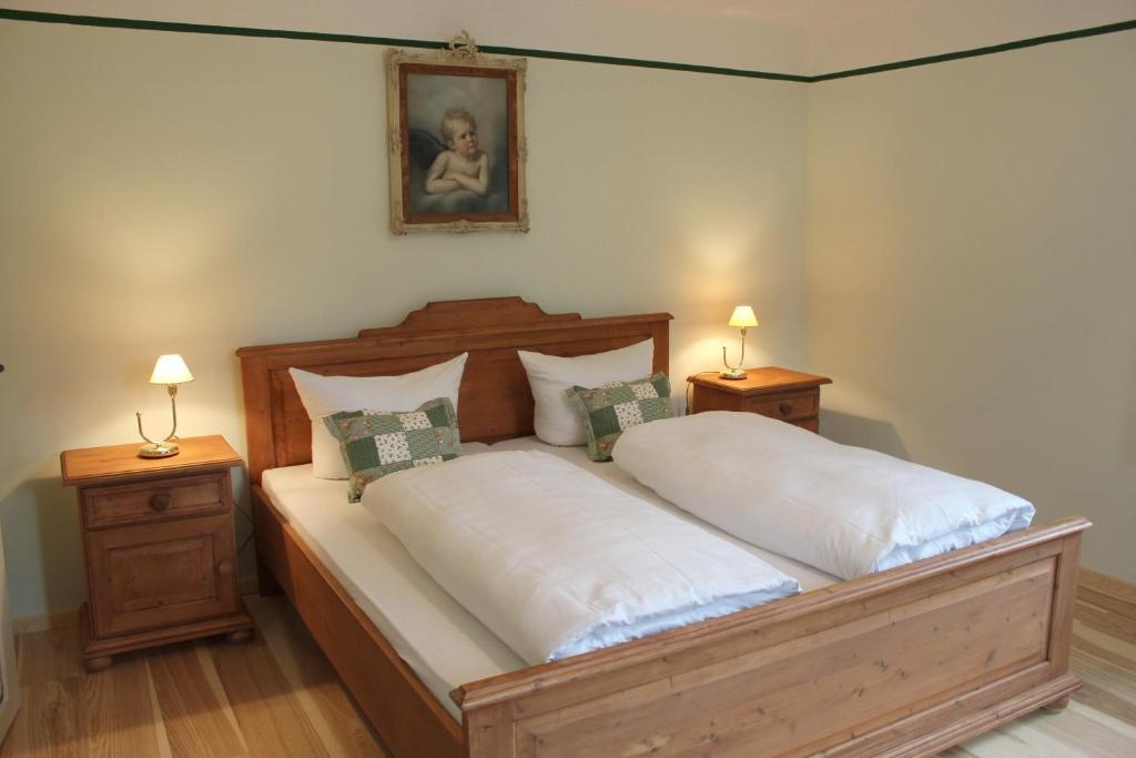 Wald Apartments Bei Schlossgaststaette Hohenberg - Seeshaupt, Suedlicher Stanberger See, Kostenfrei Parken, Ladestation Fuer Auto Und Fahrad, Wlan, Natur Pur Pokój zdjęcie