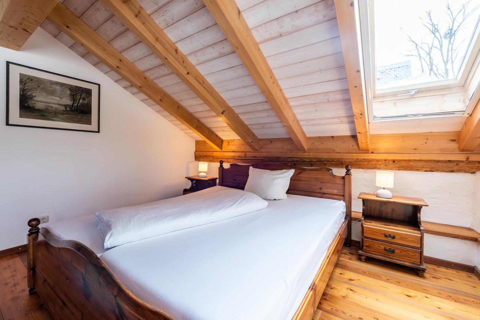 Wald Apartments Bei Schlossgaststaette Hohenberg - Seeshaupt, Suedlicher Stanberger See, Kostenfrei Parken, Ladestation Fuer Auto Und Fahrad, Wlan, Natur Pur Zewnętrze zdjęcie