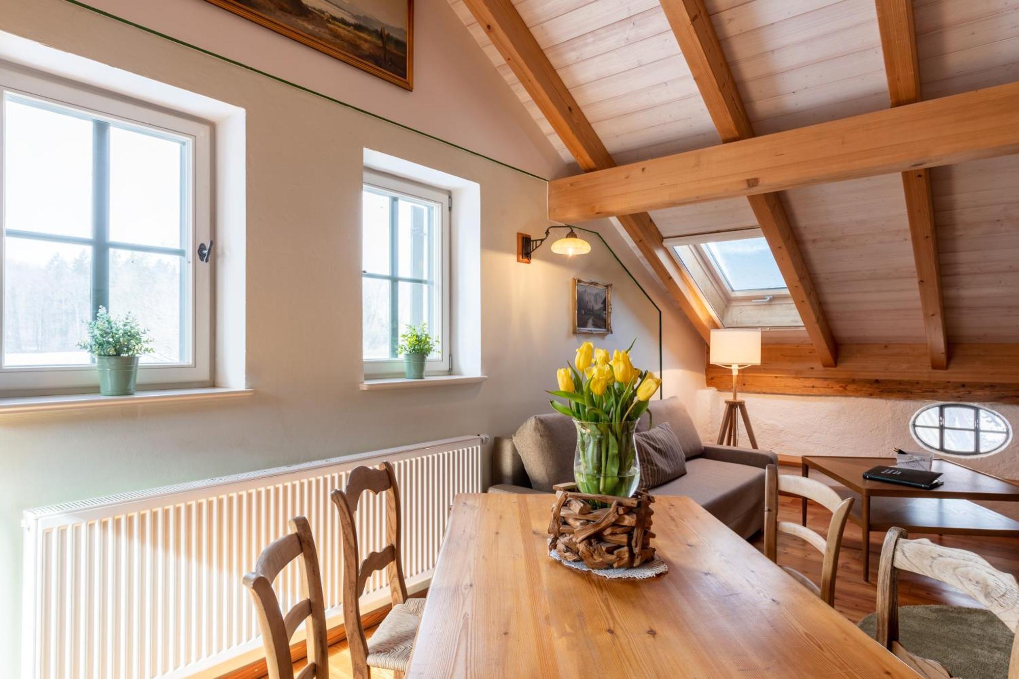 Apartament Schlossgaststatte Hohenberg Seeshaupt Zewnętrze zdjęcie