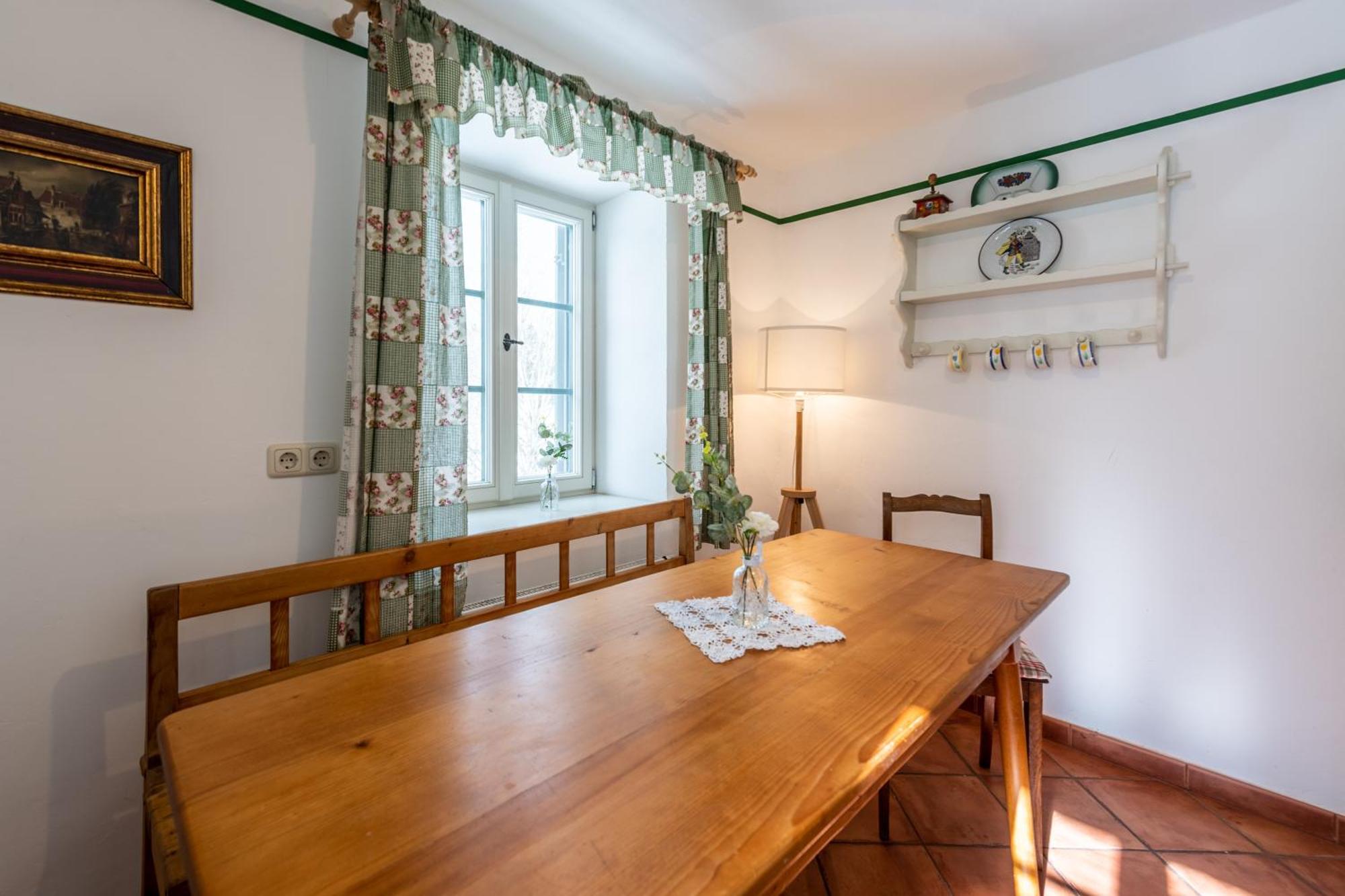 Apartament Schlossgaststatte Hohenberg Seeshaupt Zewnętrze zdjęcie