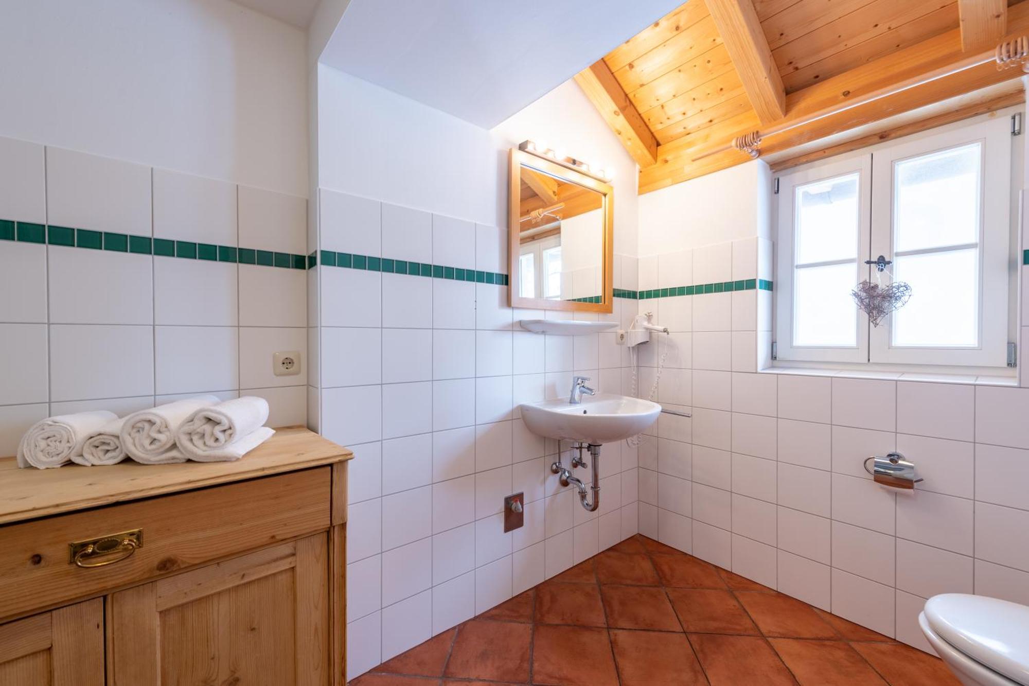 Apartament Schlossgaststatte Hohenberg Seeshaupt Zewnętrze zdjęcie