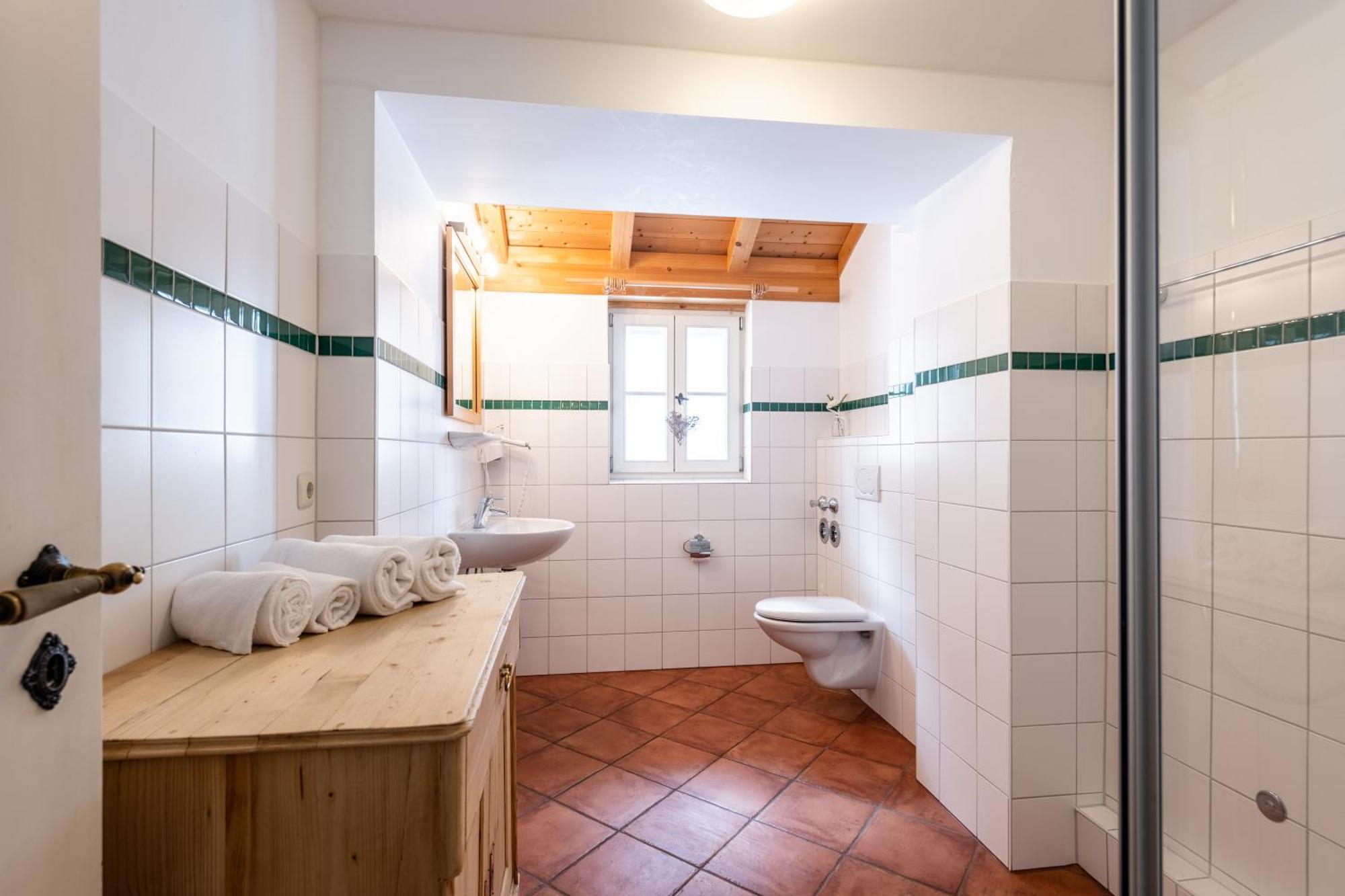 Apartament Schlossgaststatte Hohenberg Seeshaupt Zewnętrze zdjęcie
